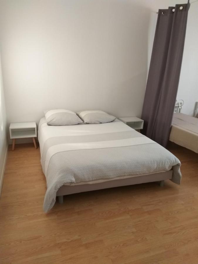 Saint-Hilaire-du-Bois  La Laujere Ivie - Gite & Piscine Privative מראה חיצוני תמונה