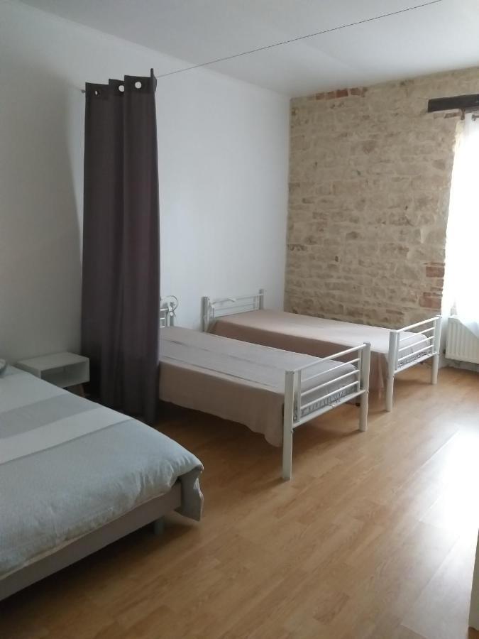 Saint-Hilaire-du-Bois  La Laujere Ivie - Gite & Piscine Privative מראה חיצוני תמונה